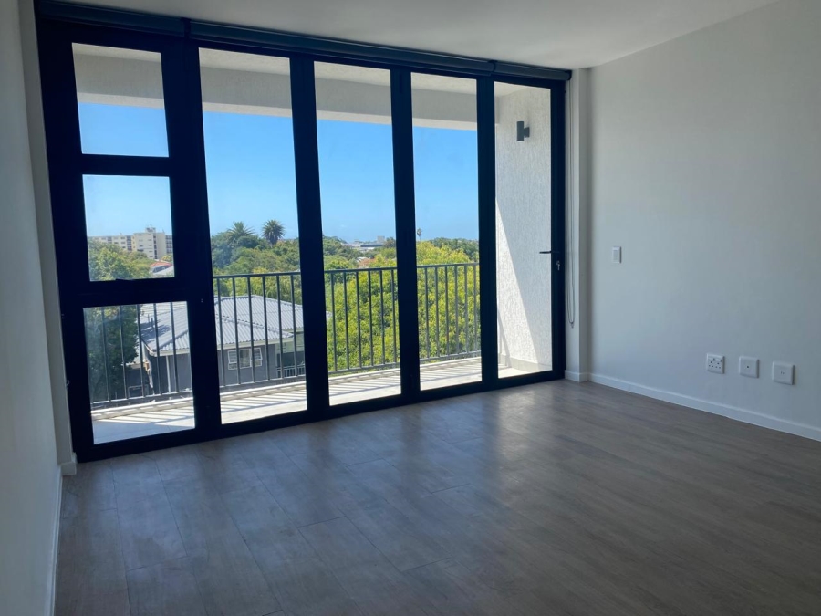 2 Bedroom Property for Sale in Claremont Western Cape